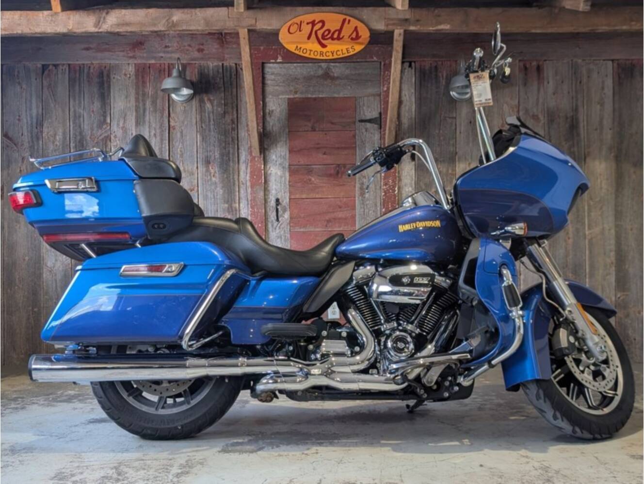 A photo of this 2017 Harley-Davidson® FLTRU - Road Glide® Ultra