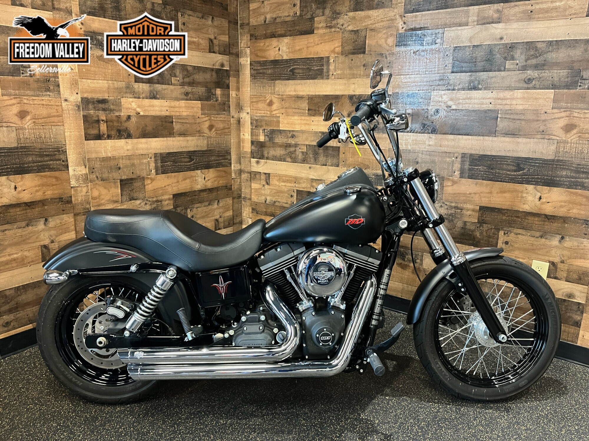 2016 Harley-Davidson Street Bob in Sellersville, PA