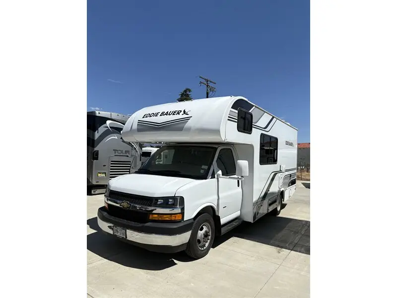 2025 THOR MOTOR COACH EDDIE BAUER 22EB