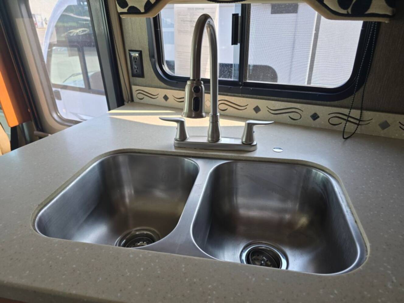 A photo of this 2013 Tiffin Motorhomes Open Road Allegro 36LA