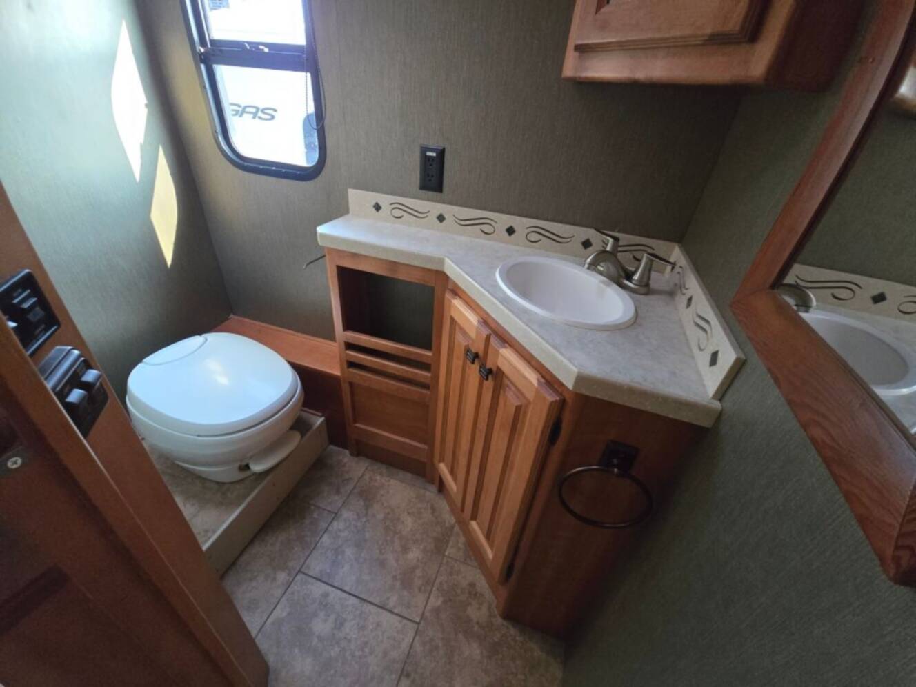 A photo of this 2013 Tiffin Motorhomes Open Road Allegro 36LA