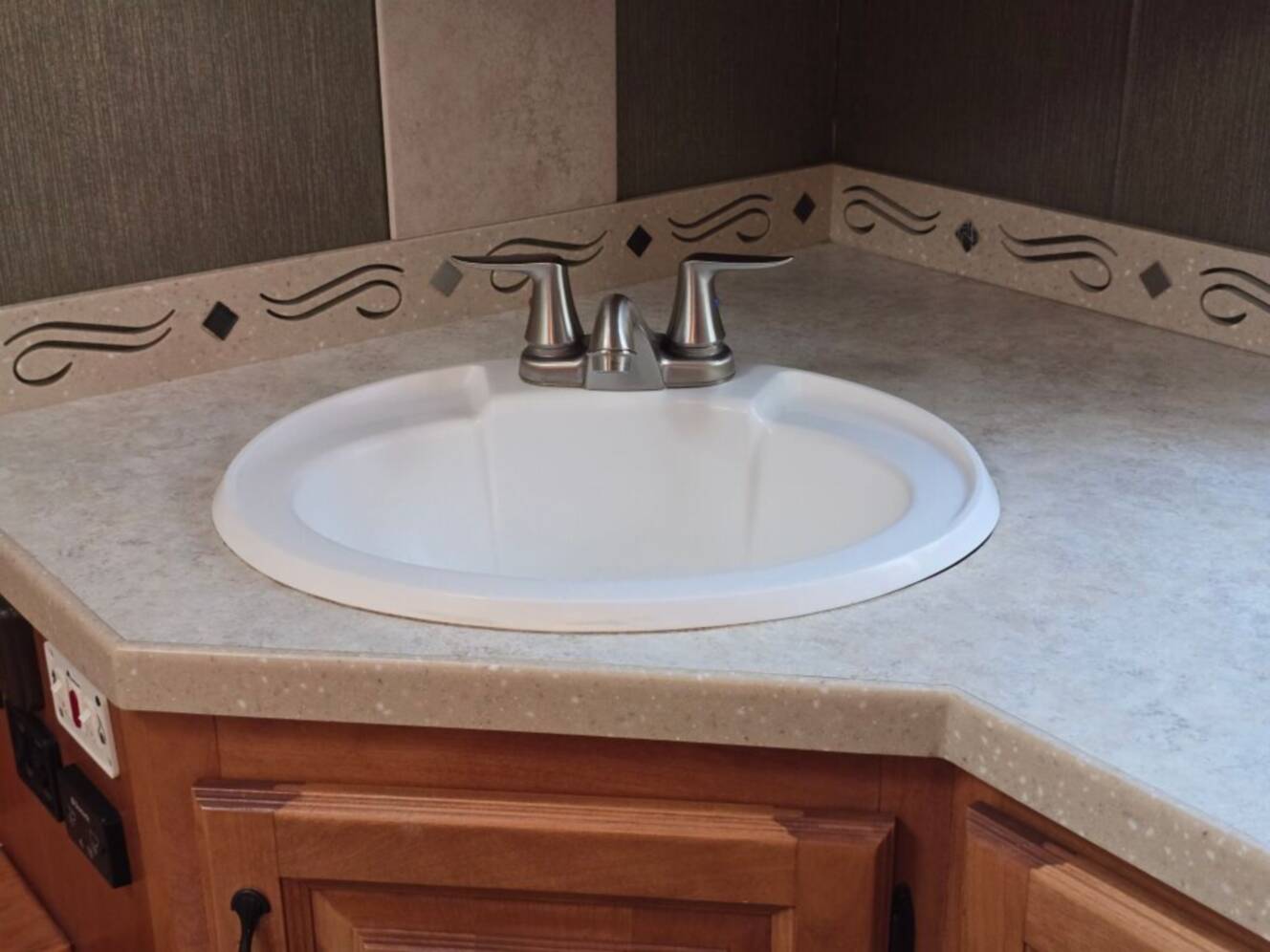 A photo of this 2013 Tiffin Motorhomes Open Road Allegro 36LA