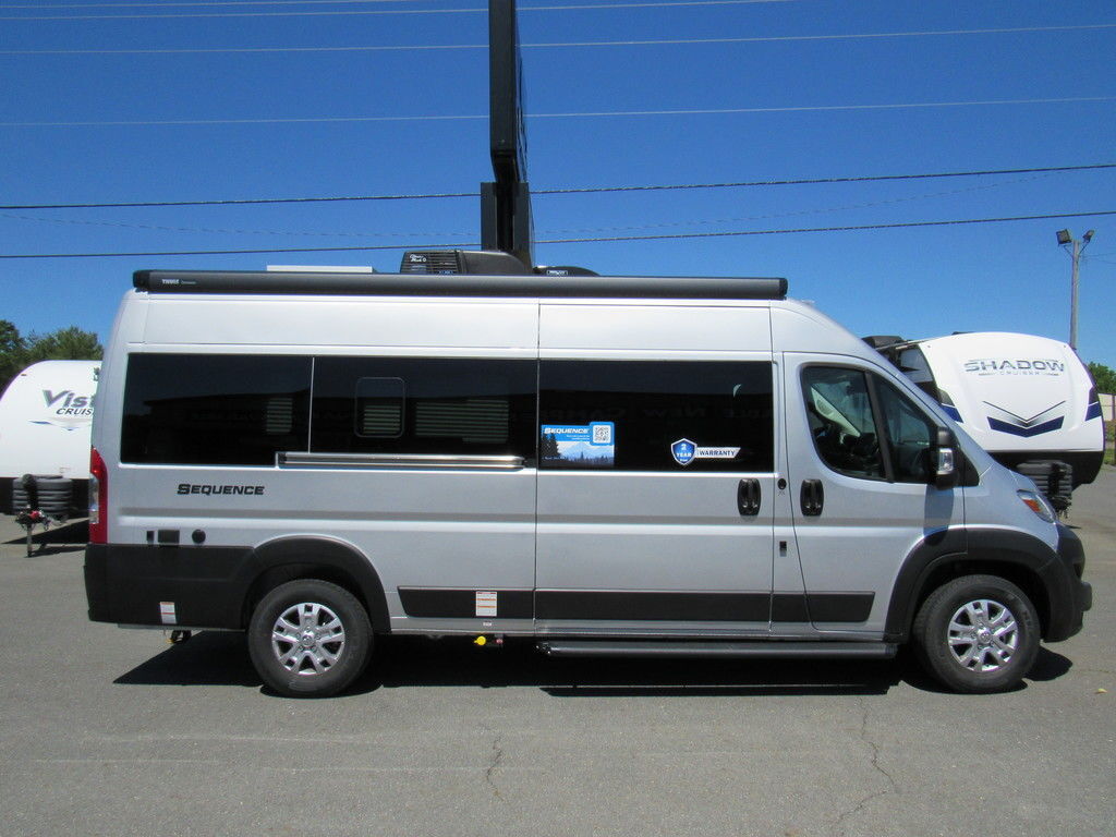 2027 Thor Motor Coach Sequence 20L RV
