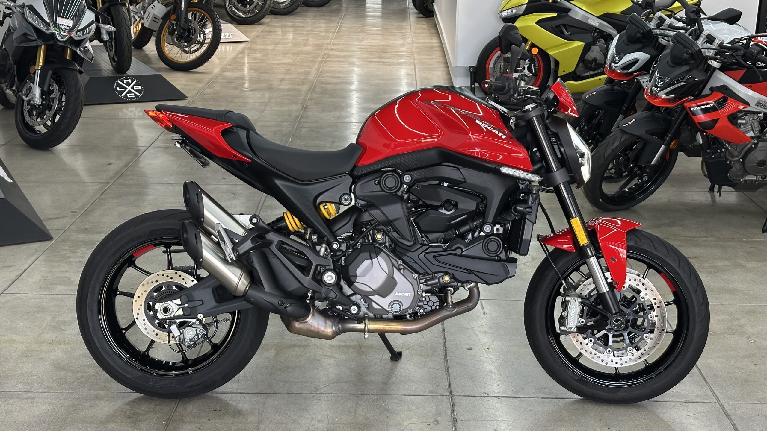 2022 Ducati MONSTER PLUS Sportbike motorcycle
