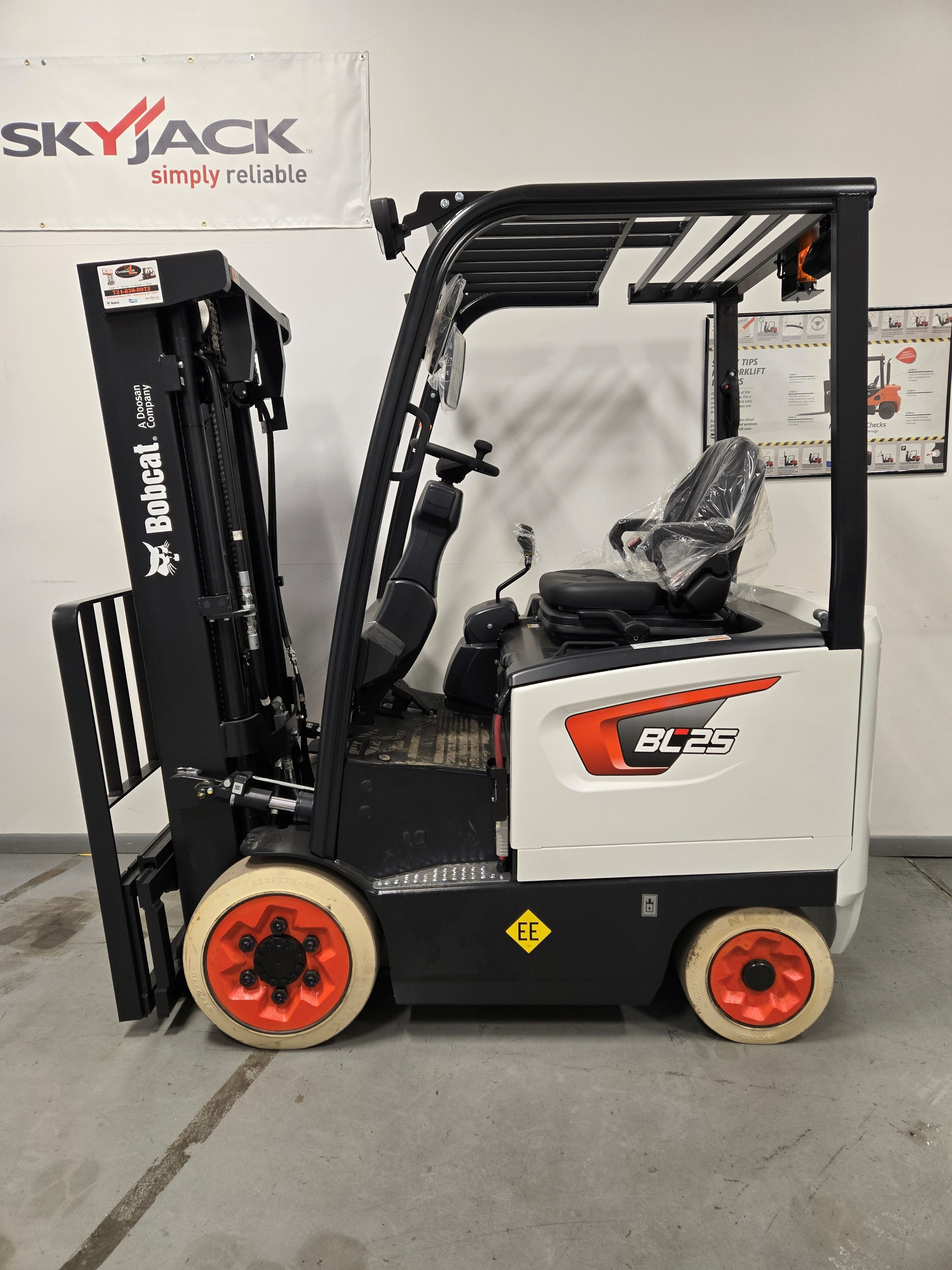 2025 Bobcat BC25S-7 in Greensburg, PA
