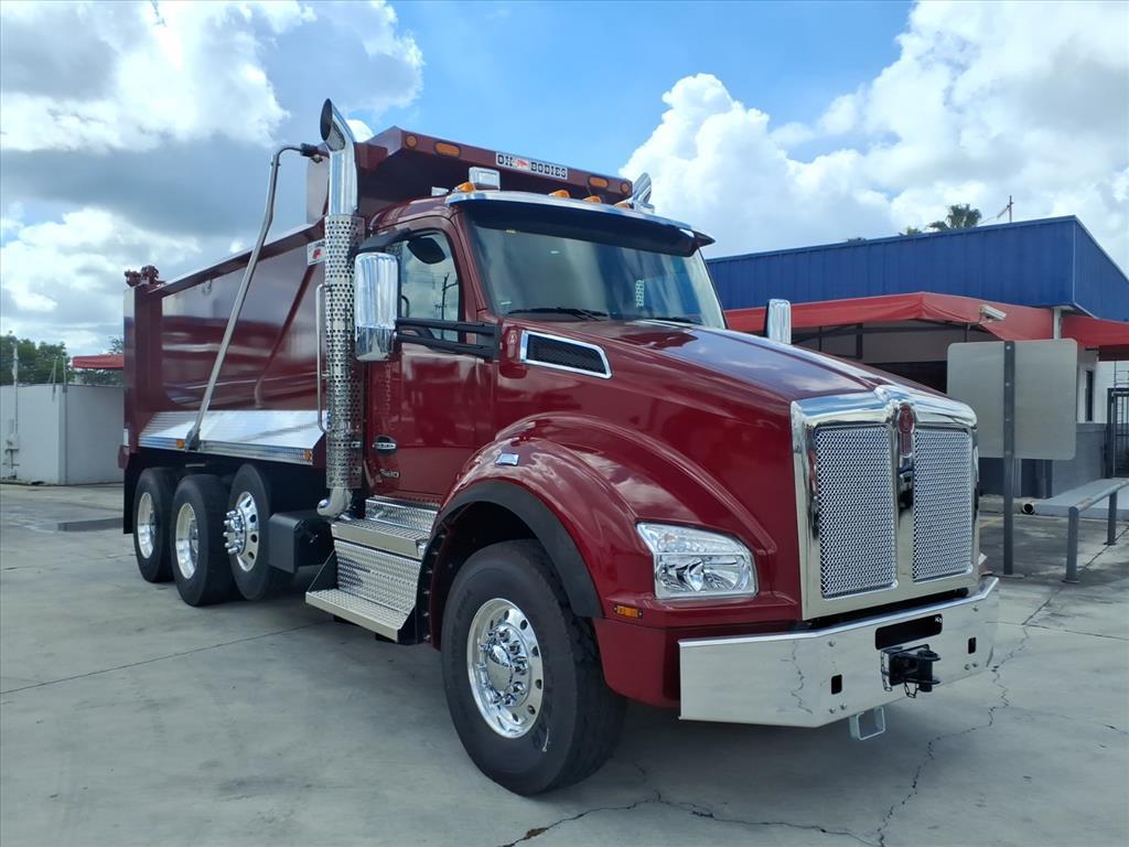 2026 KENWORTH T880 in Fort Pierce, FL