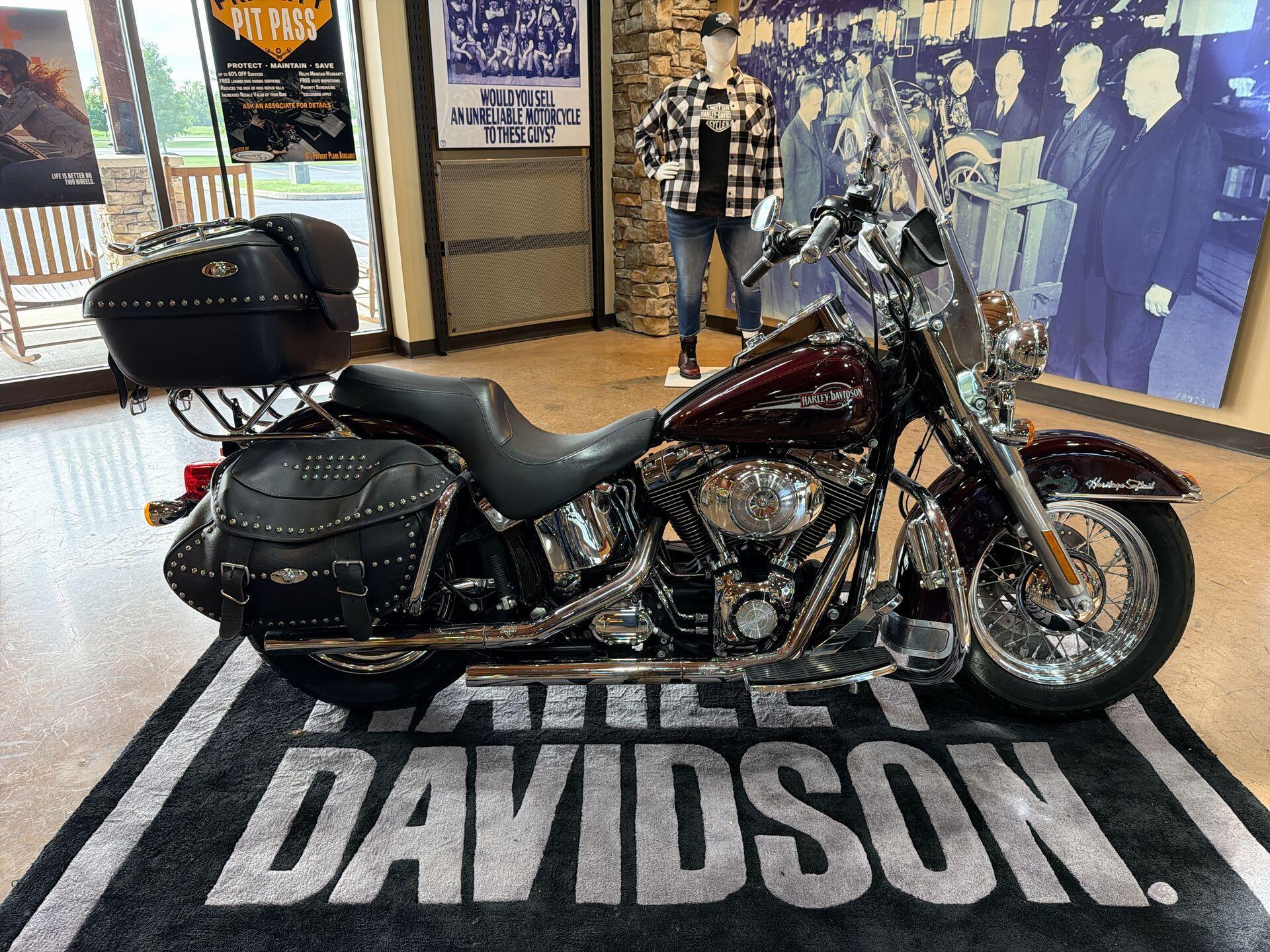 2005 Harley-Davidson Heritage Softail Classic CLASSIC in Mechanicsburg, PA