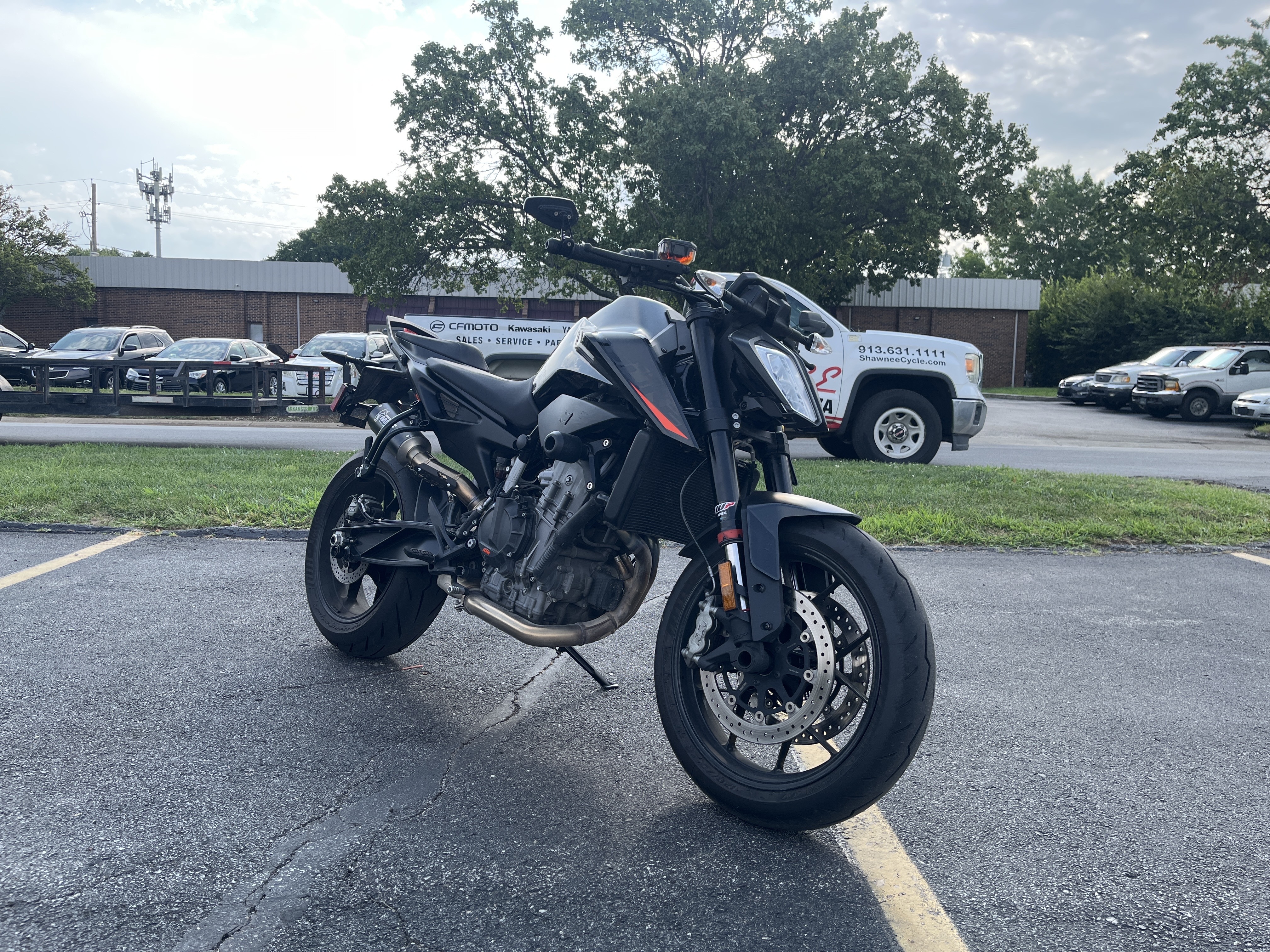 2022 KTM DUKE 890 890 in Shawnee, KS