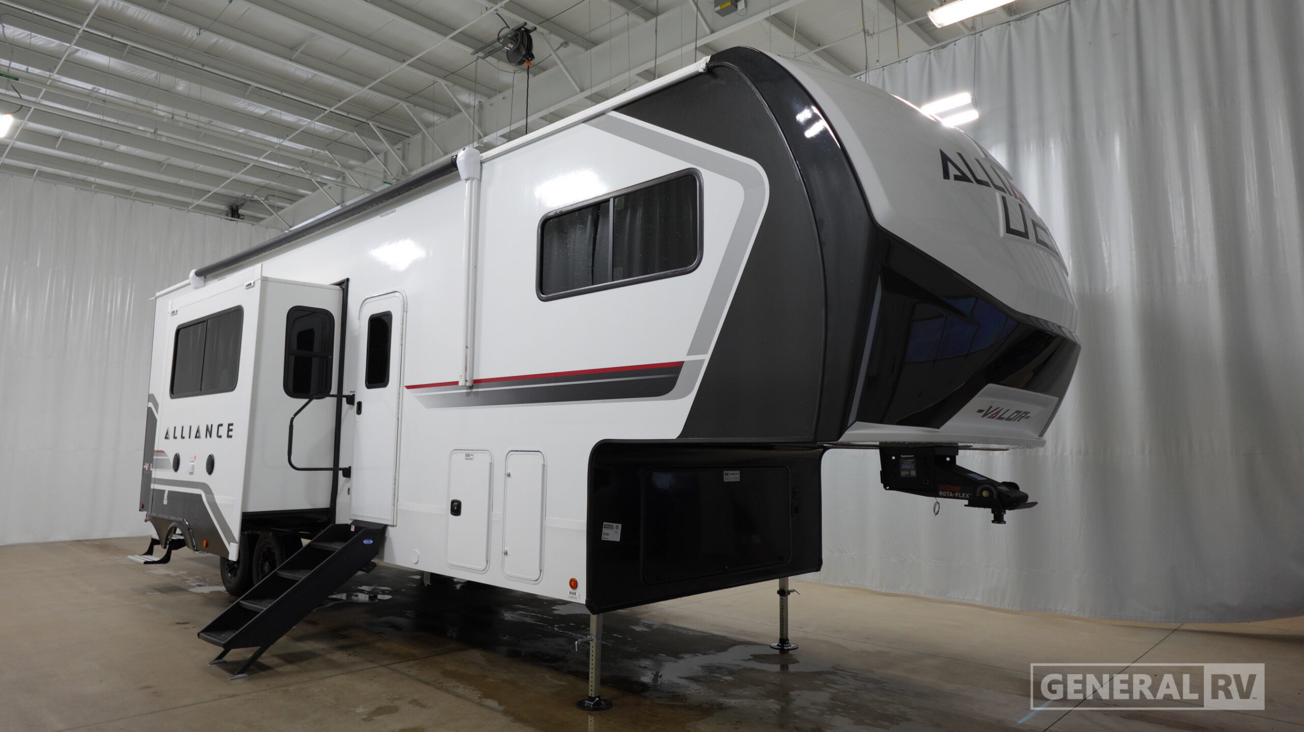 2027 Alliance Rv VALOR 32A10 in salisbury NC