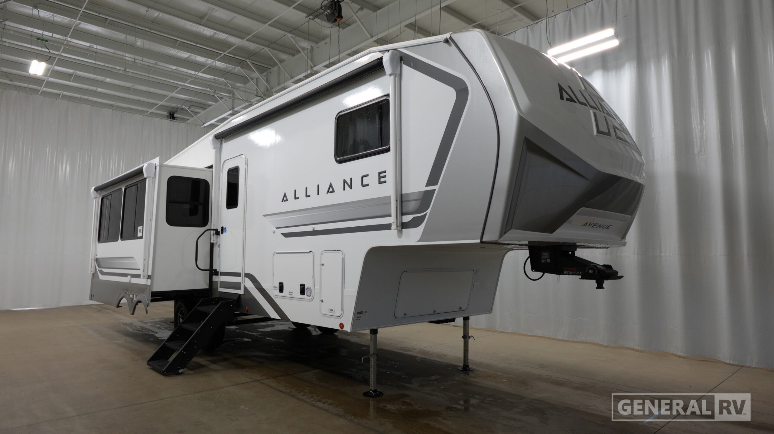 2027 Alliance Rv AVENUE 29RL in huntley IL