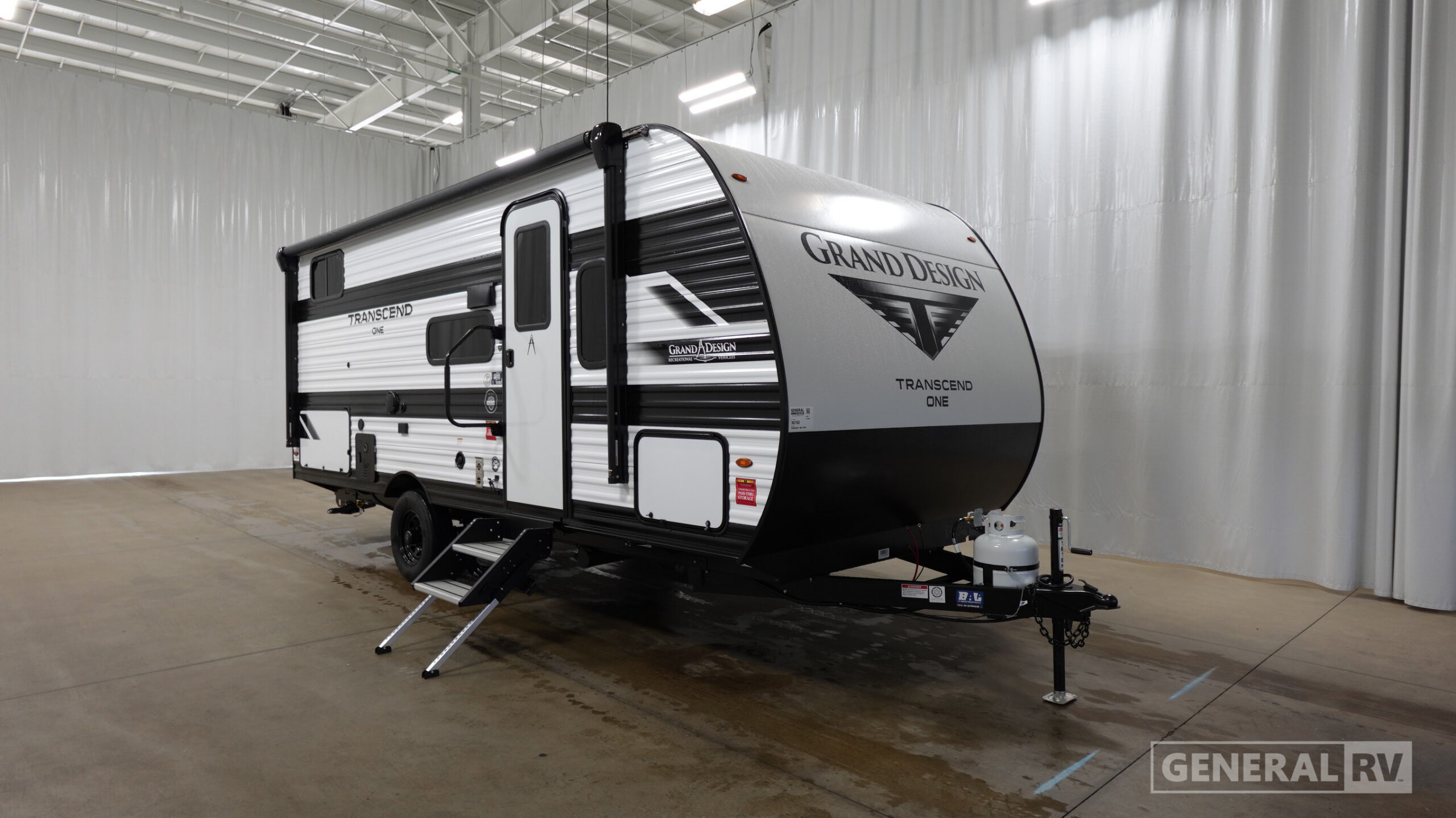 2027 Grand Design TRANSCEND-ONE 161BH in wayland MI