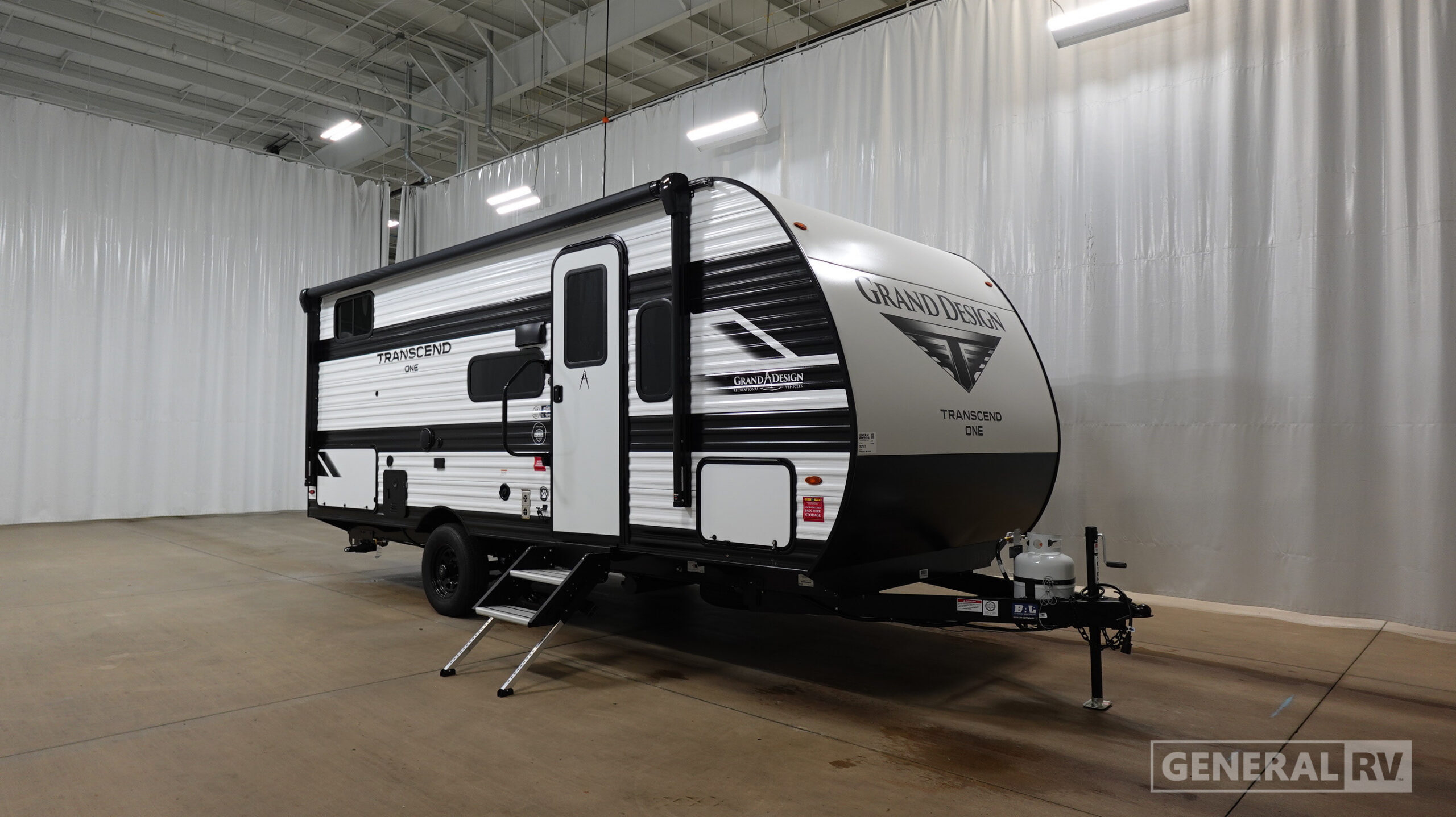 2027 Grand Design TRANSCEND-ONE 161BH in brownstown MI