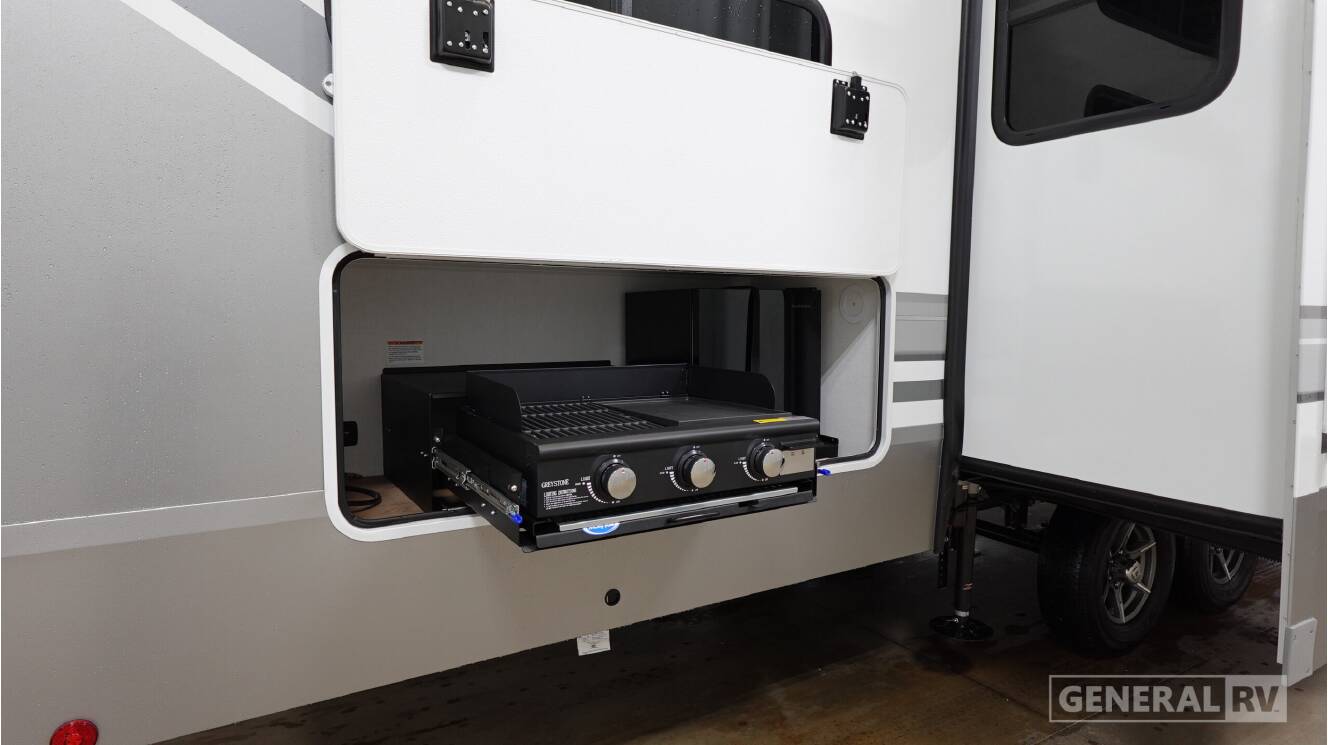 A photo of this 2027 Alliance Rv Avenue All-Access 30BH