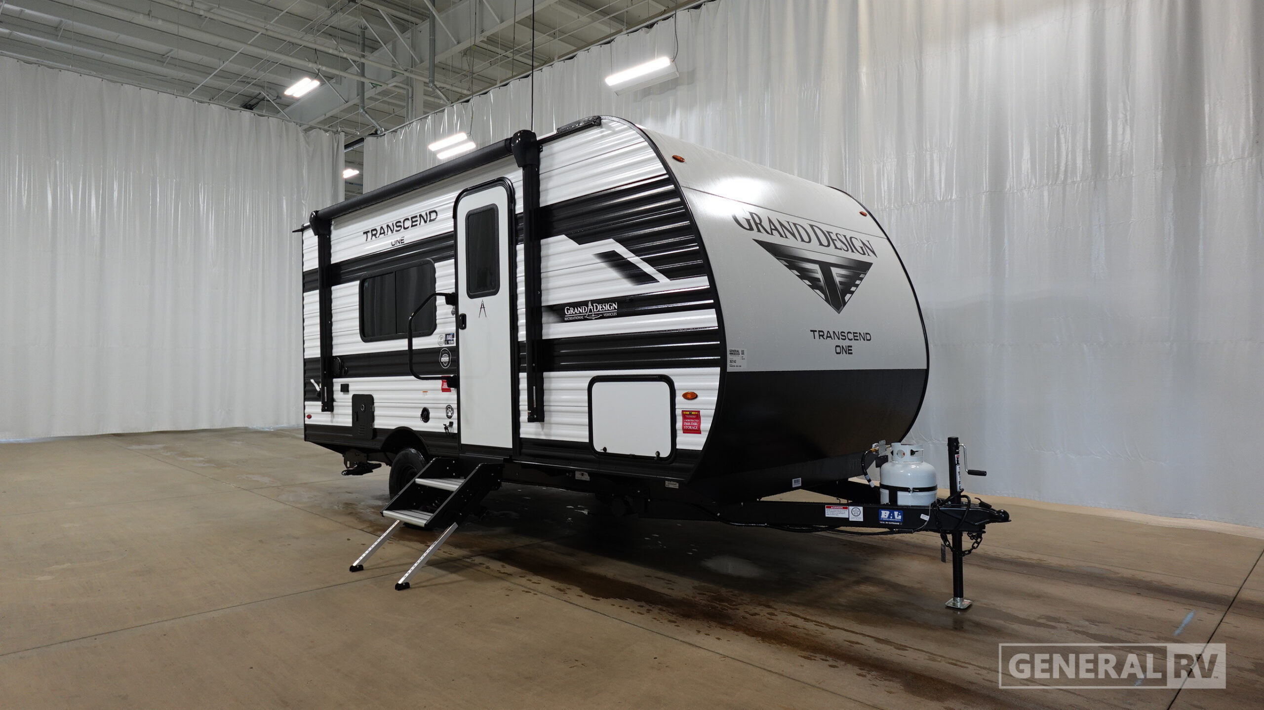 2027 Grand Design TRANSCEND-ONE 151RB in huntley IL