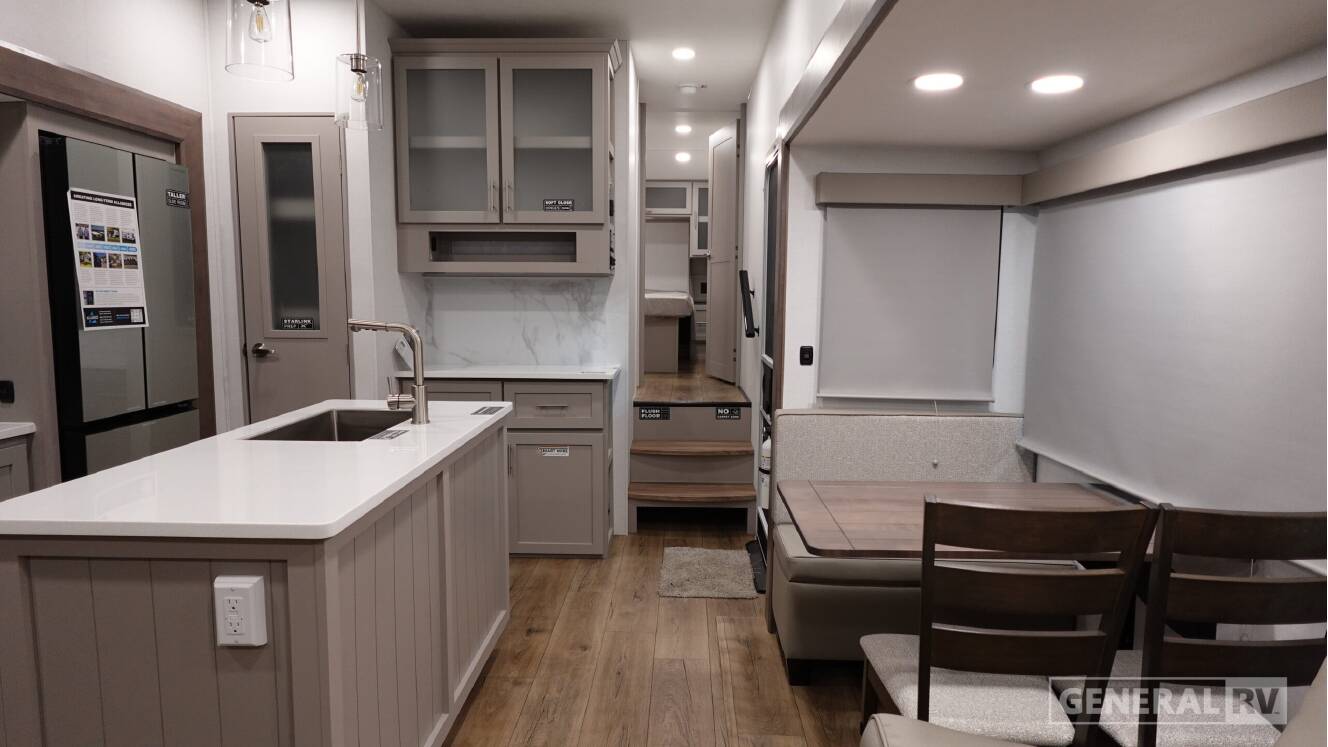 A photo of this 2026 Alliance Rv Avenue All-Access 29RL