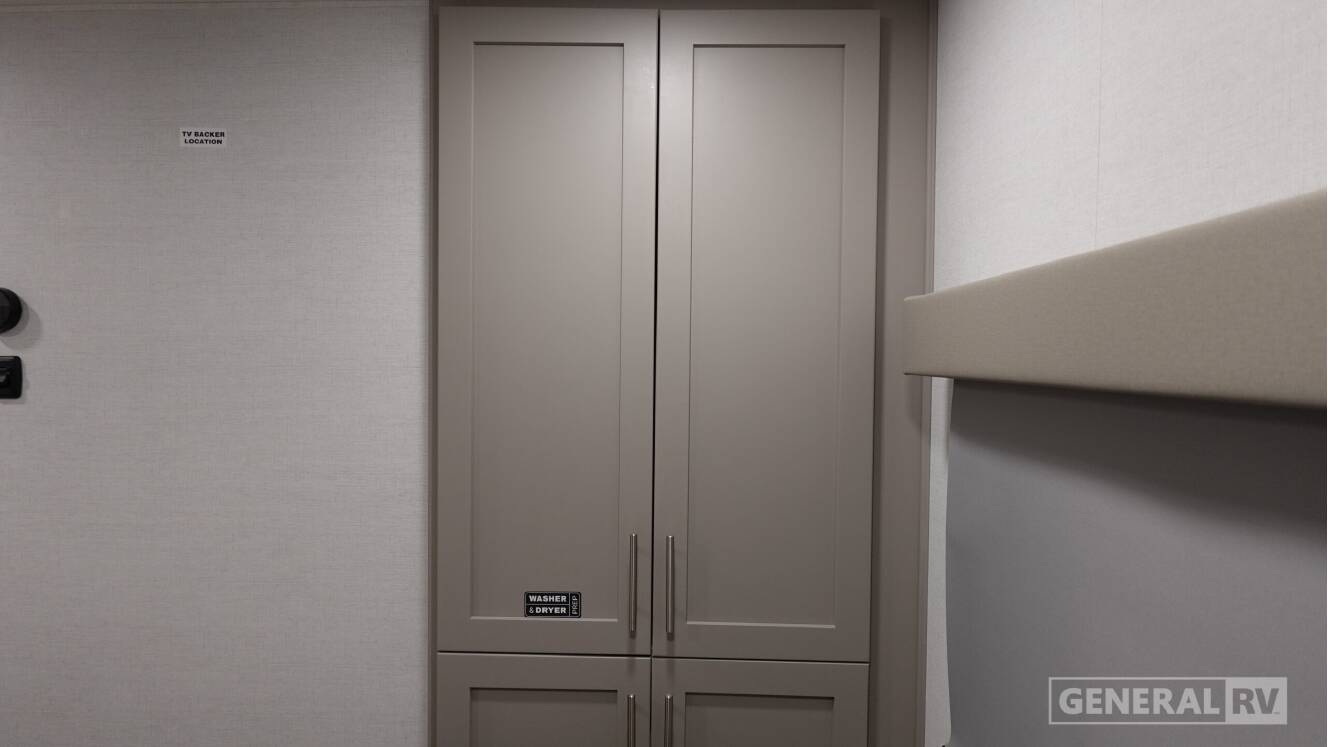 A photo of this 2026 Alliance Rv Avenue All-Access 29RL