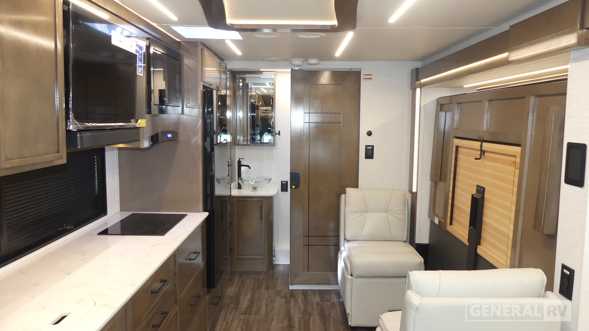 2027 Newmar FREEDOM AIRE 2515 in ashland VA