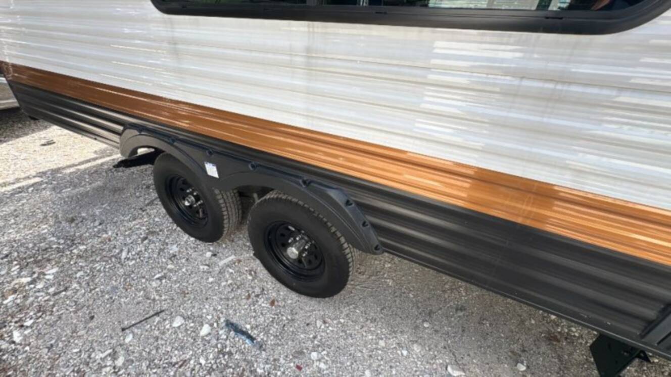 A photo of this 2023 Wildwood By Forest River X-Lite 19DBXL