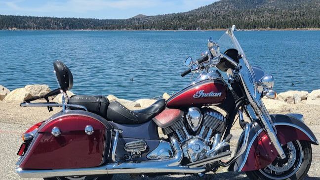 2017 Indian SPRINGFIELD BASE Cruiser motorcycle