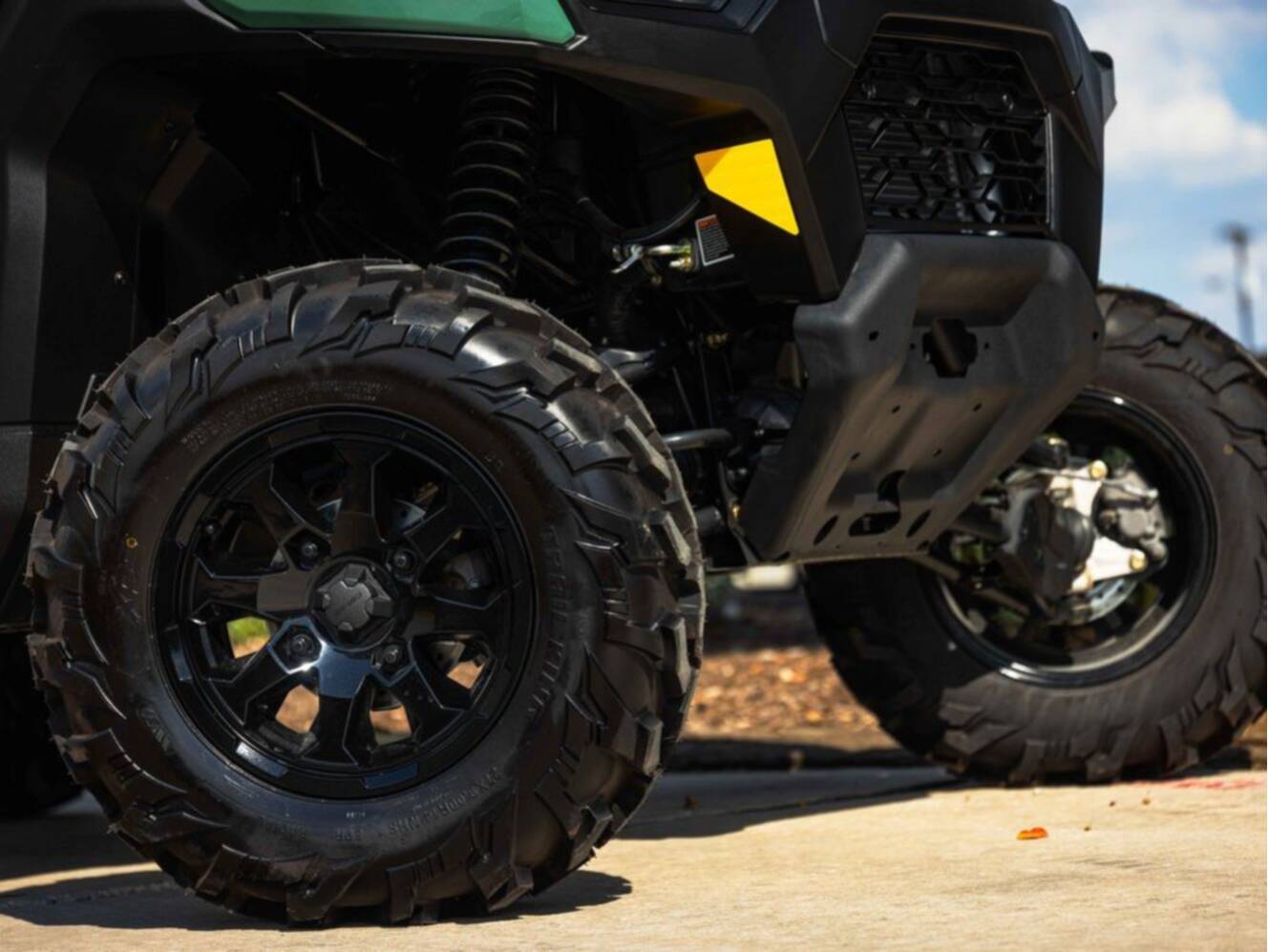 A photo of this 2026 Can-Am Defender DPS CAB HD10