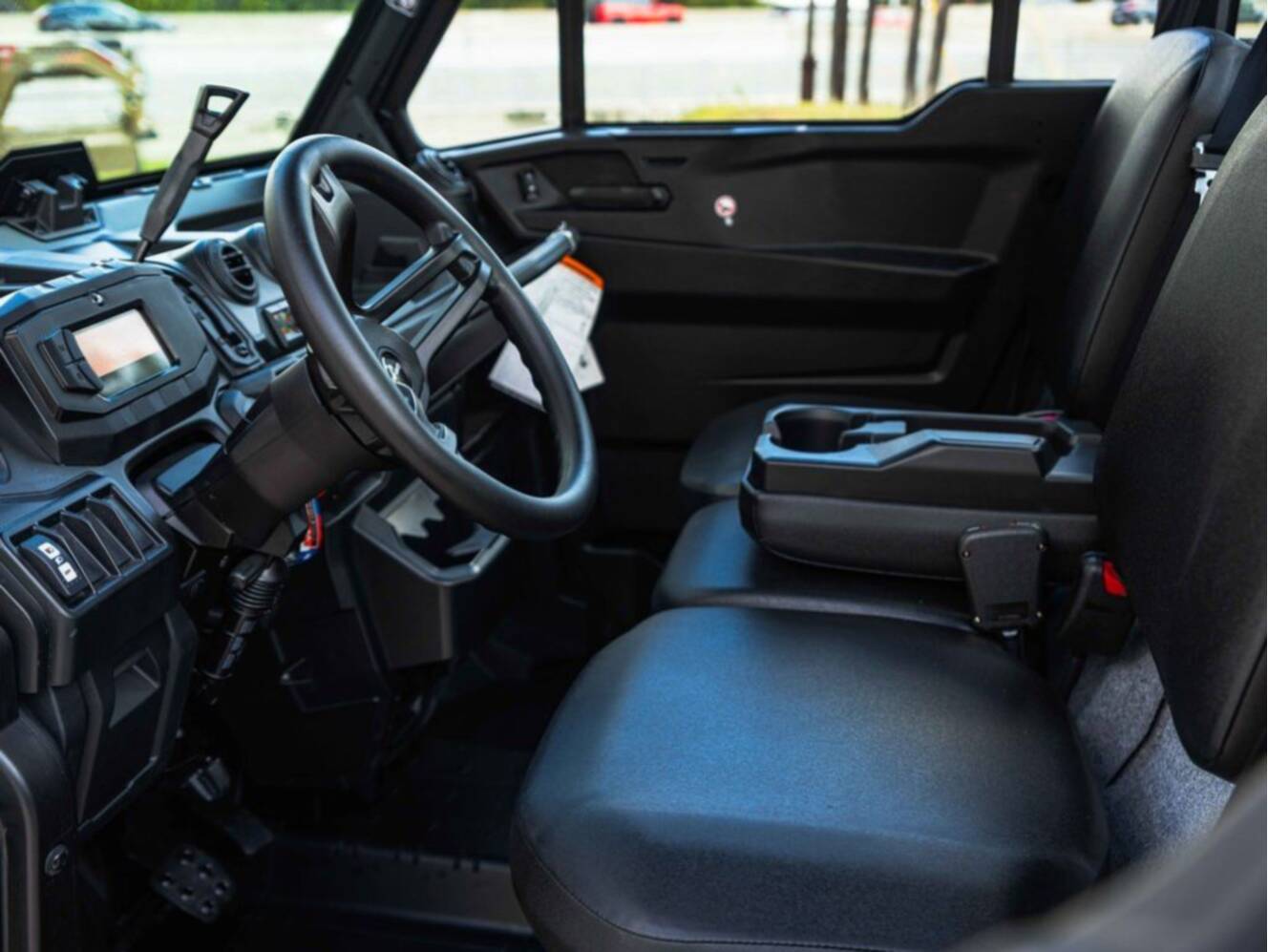 A photo of this 2026 Can-Am Defender DPS CAB HD10