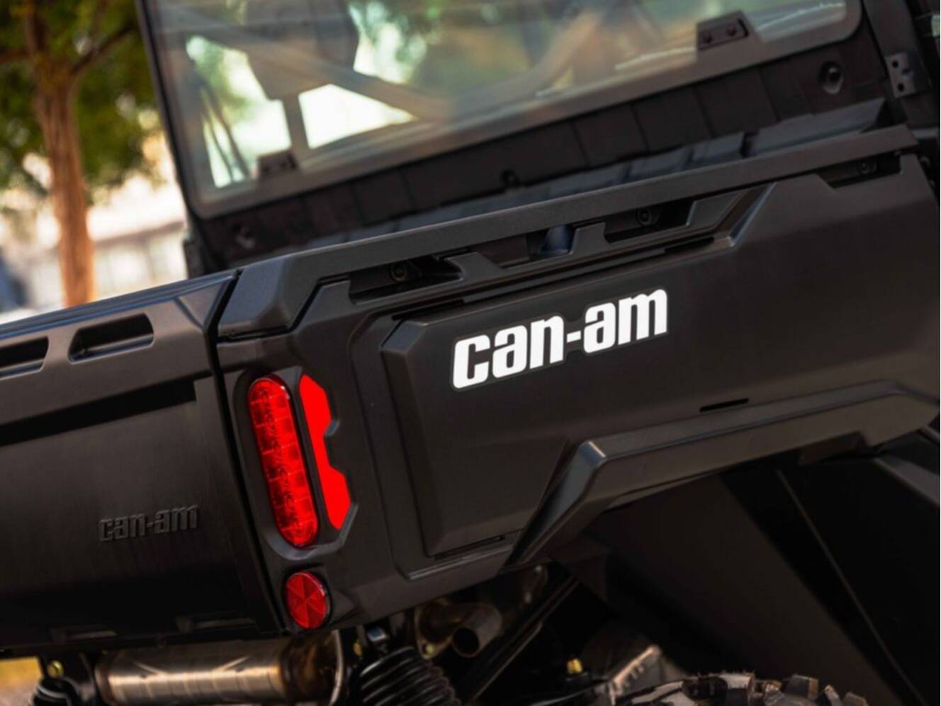 A photo of this 2026 Can-Am Defender DPS CAB HD10