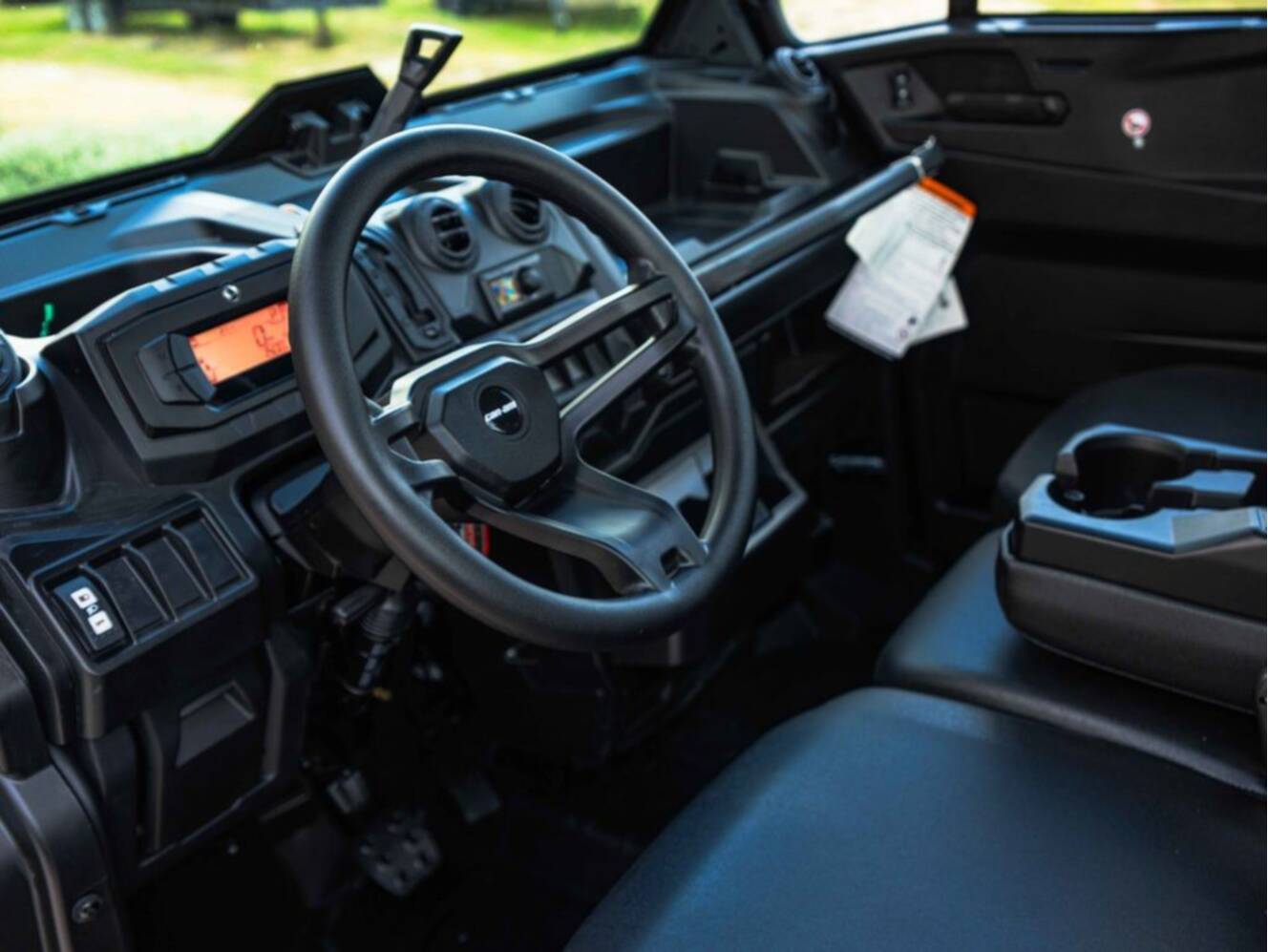 A photo of this 2026 Can-Am Defender DPS CAB HD10