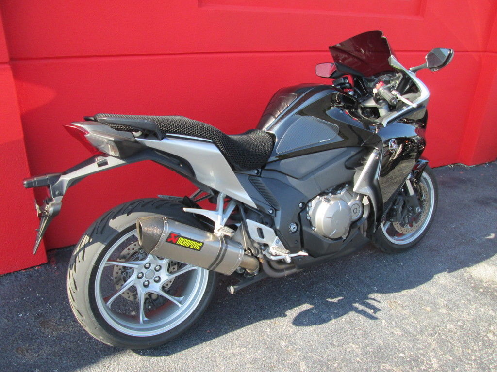2010 Honda® VFR 1200F in lewis center OH