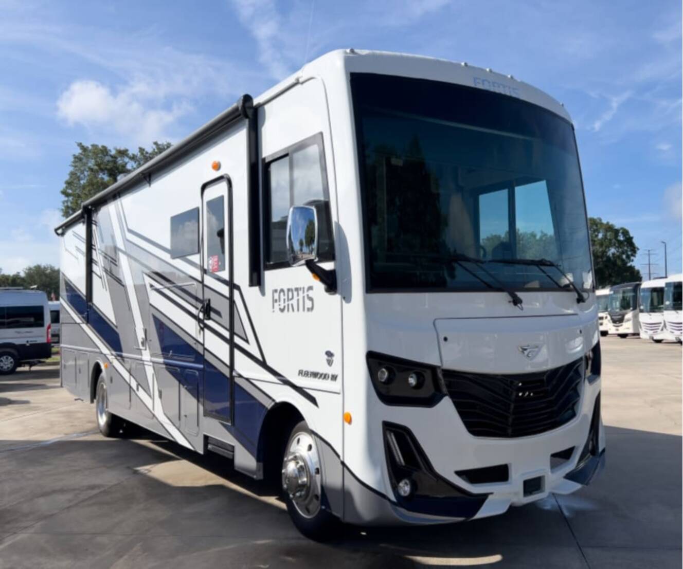 A photo of this 2027 Fleetwood FORTIS 34MB