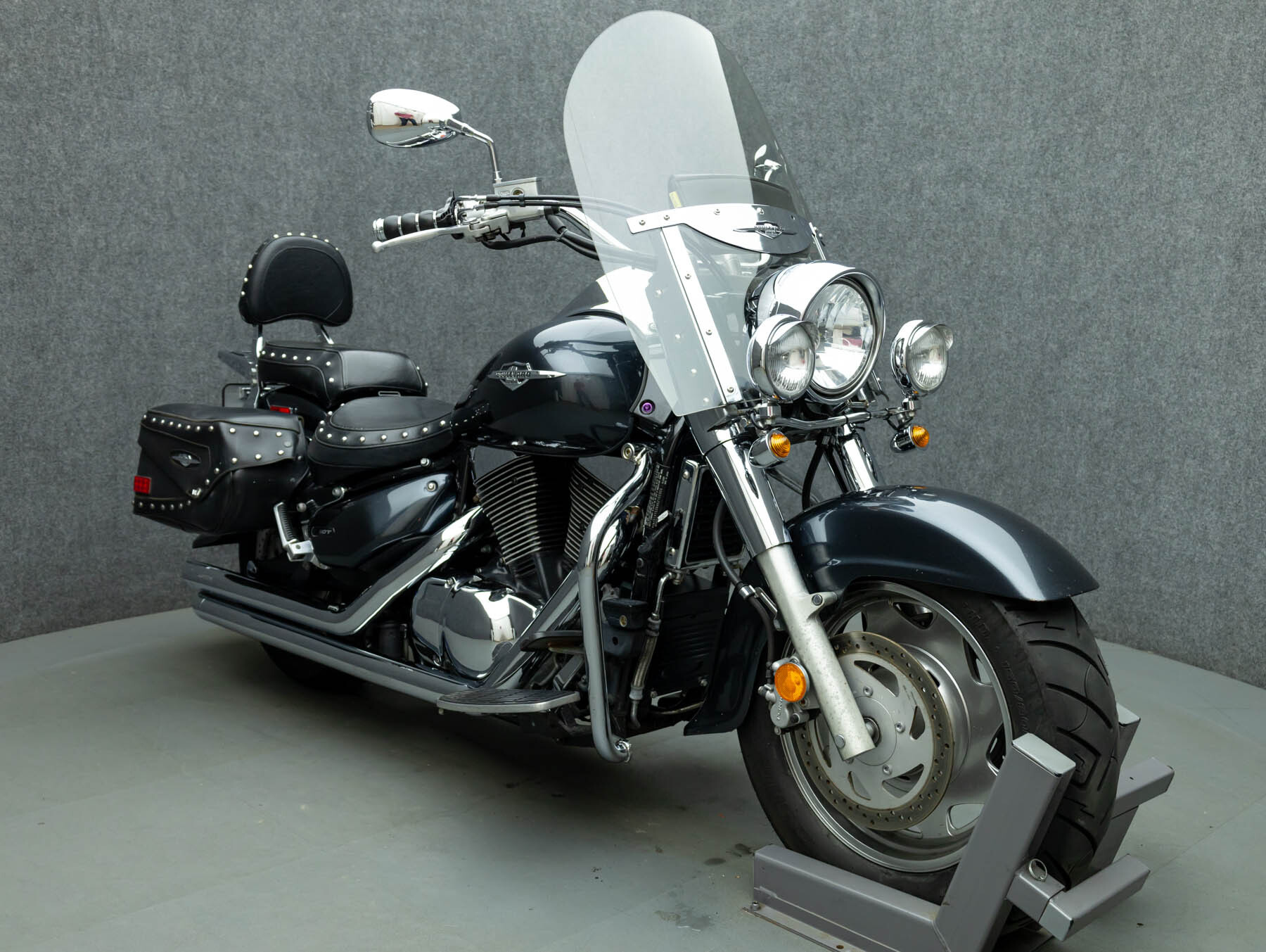 2006 Suzuki C90T BOULEVARD 1500 TOURER C90T in Pembroke, NH