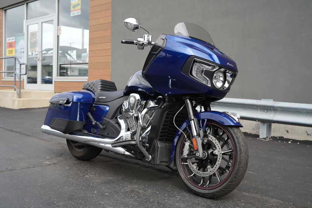 2021 Indian Motorcycle Challenger Limited Deepwater Metallic LIMITED in Elmhurst, IL