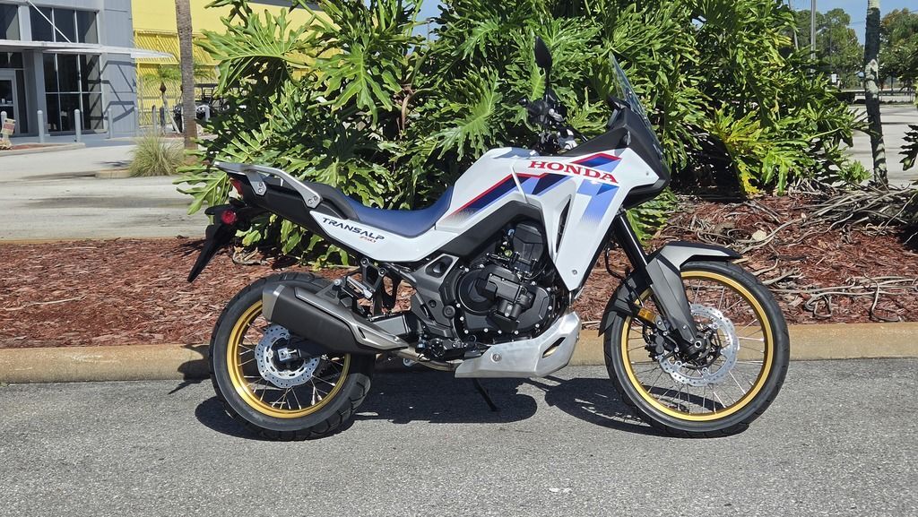 2026 Honda® Transalp E-Clutch E-CLUTCH in Lakeland, FL