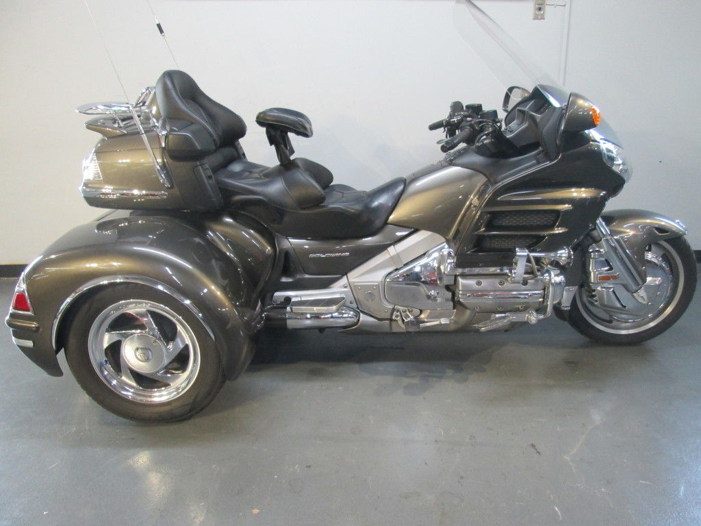 2010 Honda® Gold Wing ABS in Lewis Center, OH
