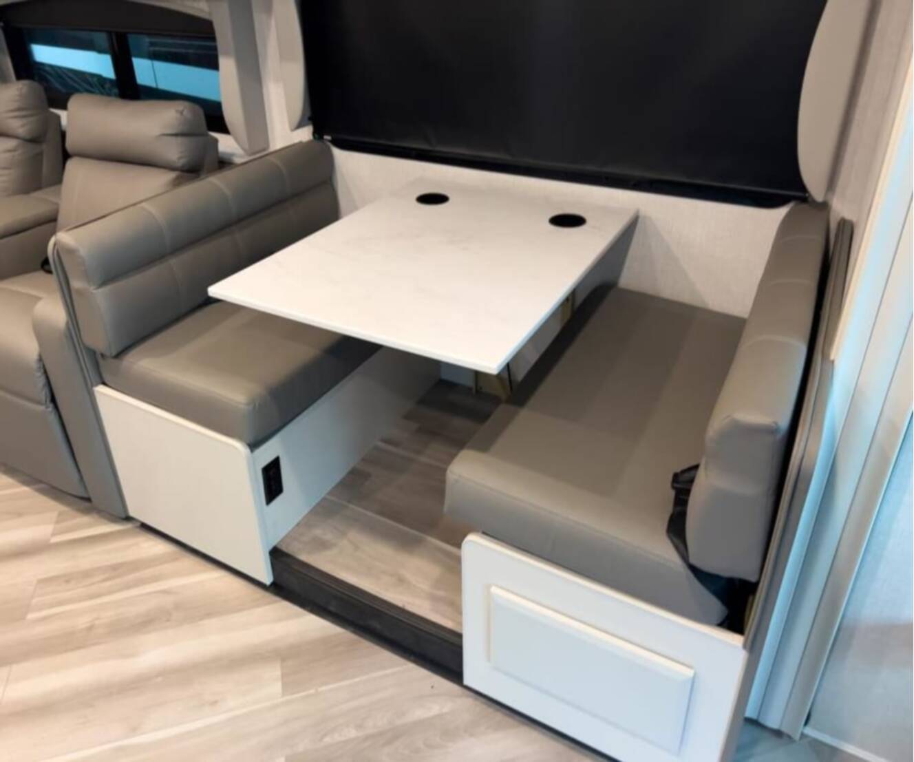 A photo of this 2026 Fleetwood FORTIS 34MB