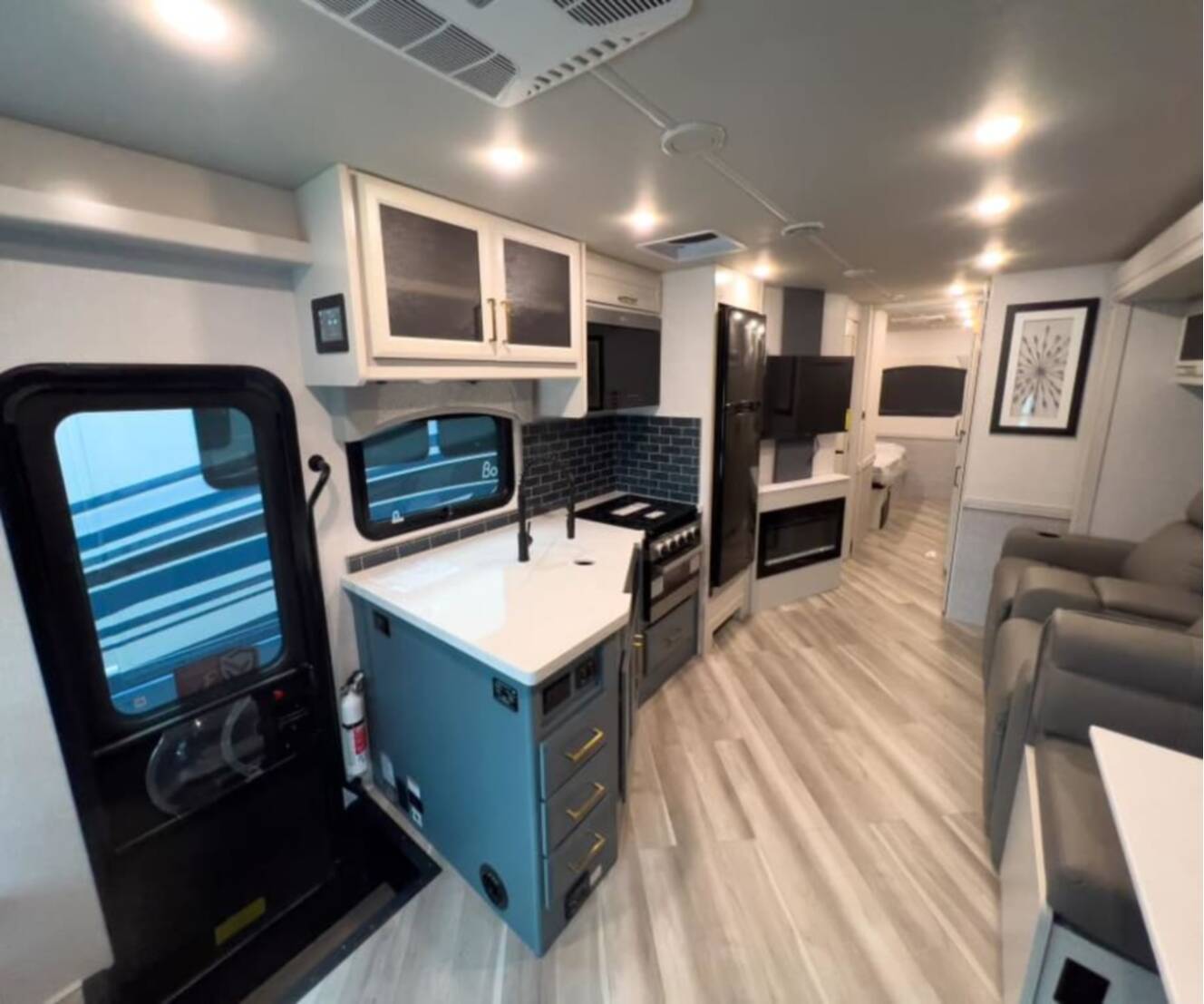 A photo of this 2026 Fleetwood FORTIS 34MB