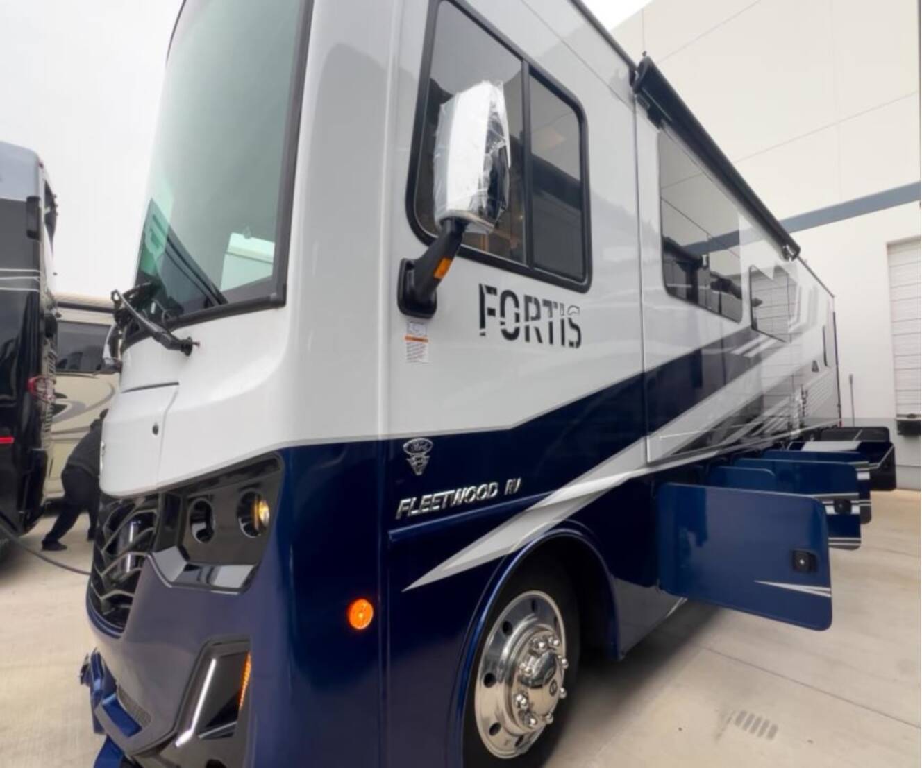 A photo of this 2026 Fleetwood FORTIS 34MB