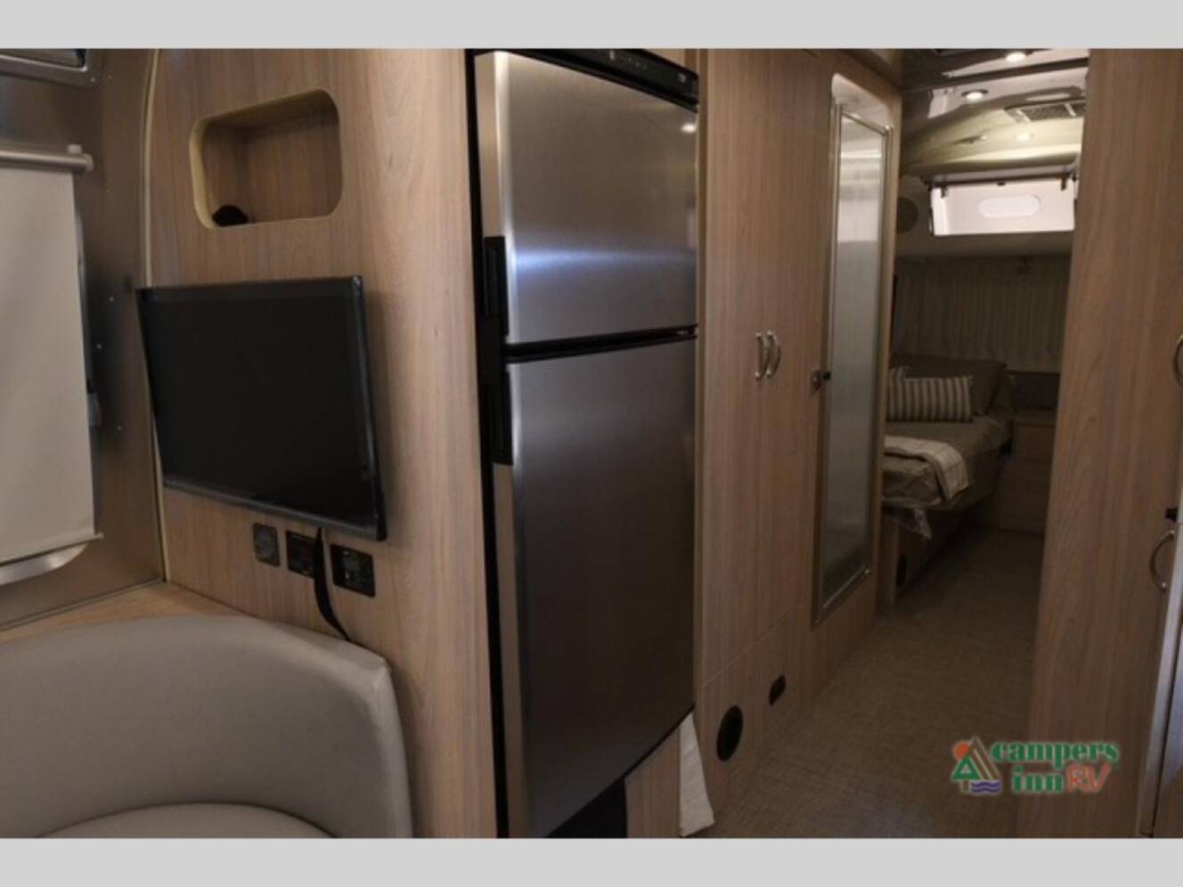 A photo of this 2027 Airstream Globetrotter 27FB