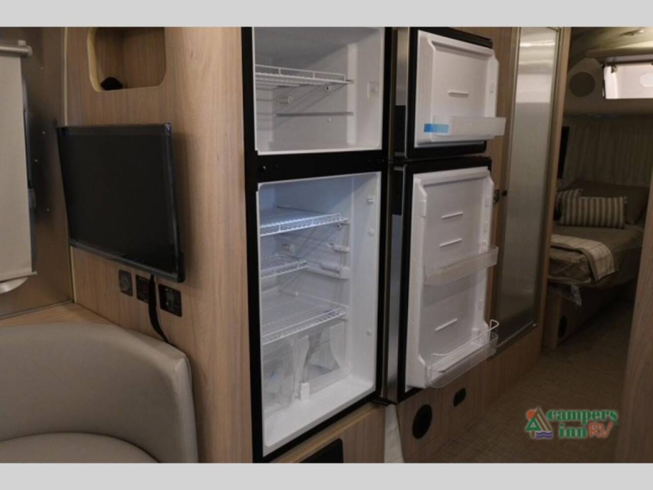A photo of this 2027 Airstream Globetrotter 27FB