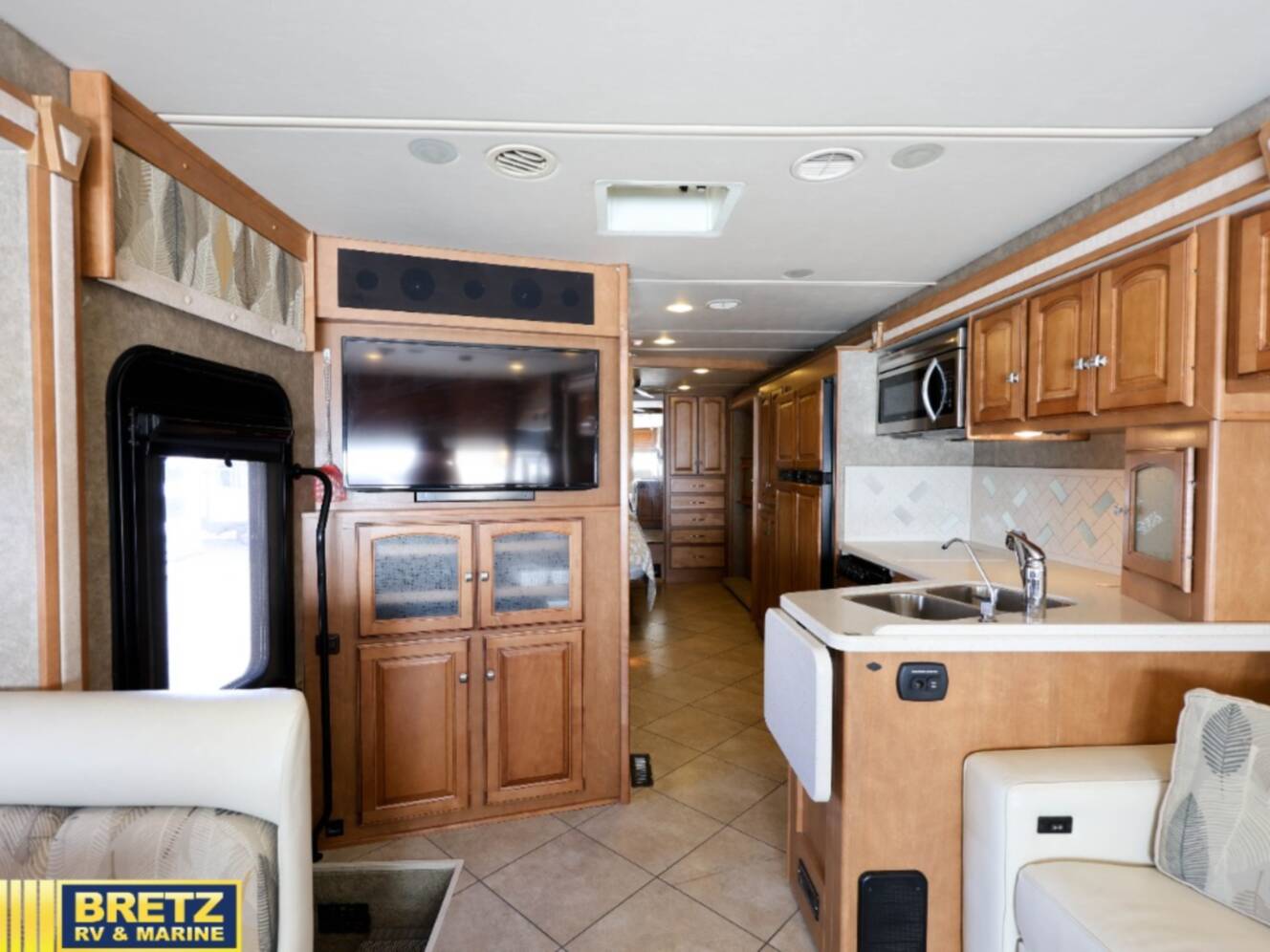 A photo of this 2014 Winnebago Adventurer 35P