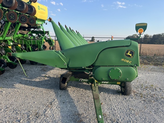2013 John Deere 608C in Bowling Green, OH
