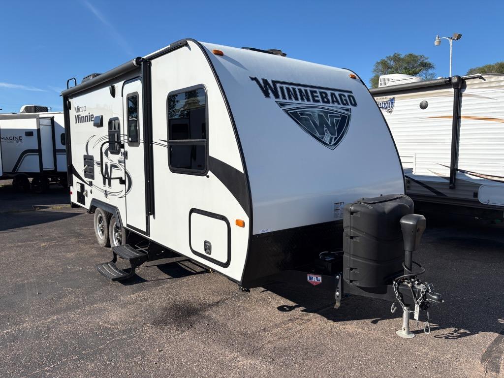 2019 Winnebago Industries Towables Micro Minnie 2106FBS in chippewa falls WI