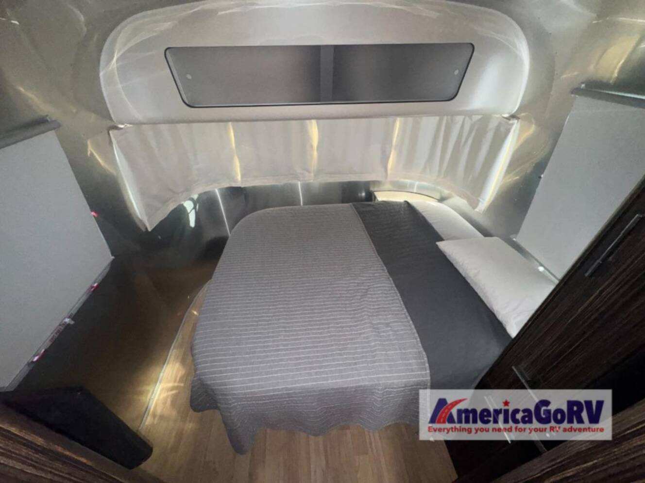 A photo of this 2019 Airstream International Signature 25FB