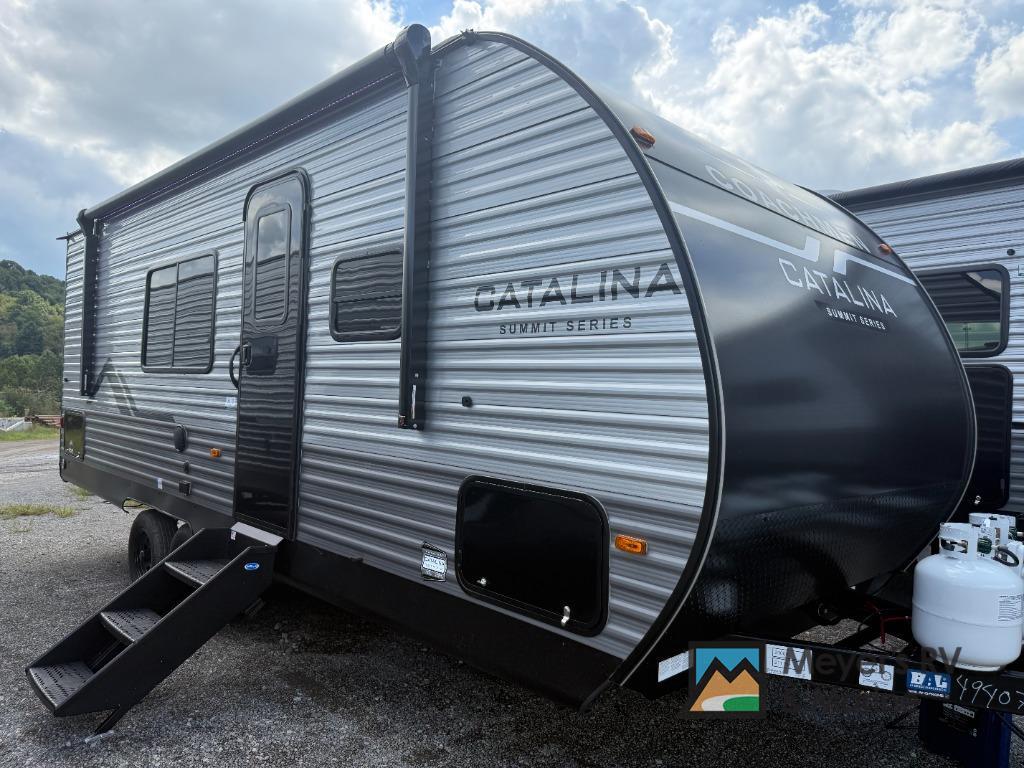 2027 Coachmen Rv Catalina Summit Series 8 211BH in mt morris PA