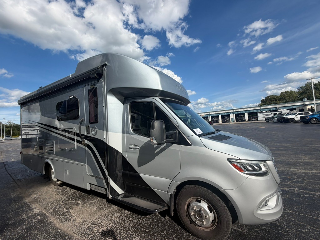 2023 Tiffin Motorhomes Wayfarer 25 RW in north tonawanda NY