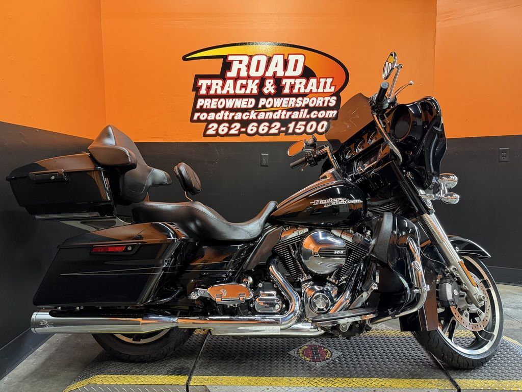 2015 Harley-Davidson® FLHXS - Street Glide® Special SPECIAL in Big Bend, WI