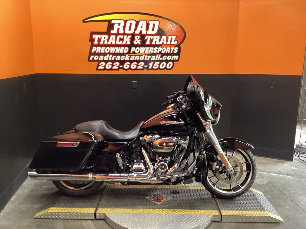 2020 Harley-Davidson® FLHX - Street Glide® FLHX in Big Bend, WI