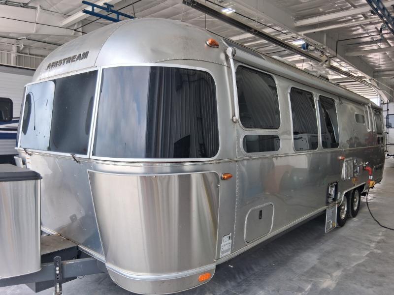 2016 Airstream Flying Cloud 30 in neenah WI