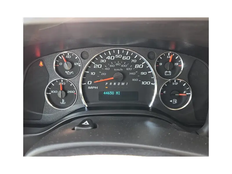 2025 CHEVROLET EXPRESS