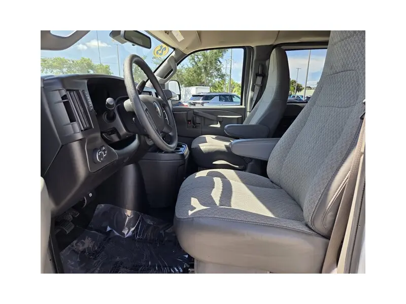 2025 CHEVROLET EXPRESS