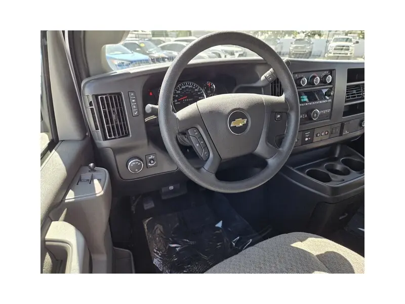 2025 CHEVROLET EXPRESS